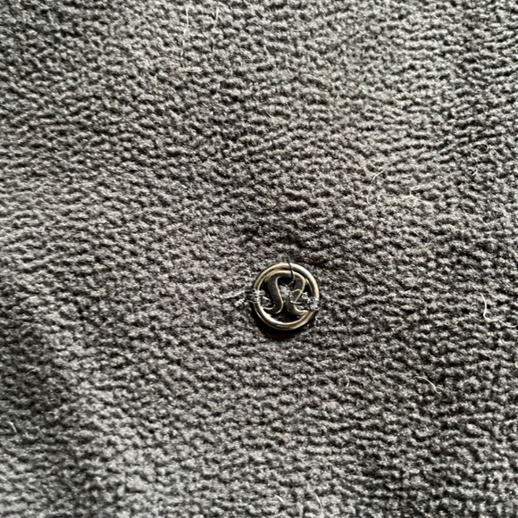 Lululemon Runaway Fleece - Picture 7 of 8